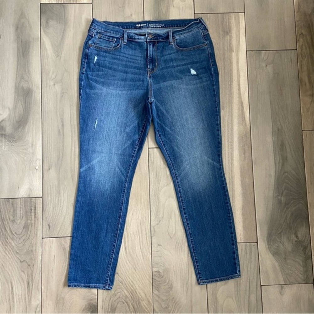 Old Navy Curvy High Rise Distressed‎ Skinny Jeans Women’s Size 14 Regular